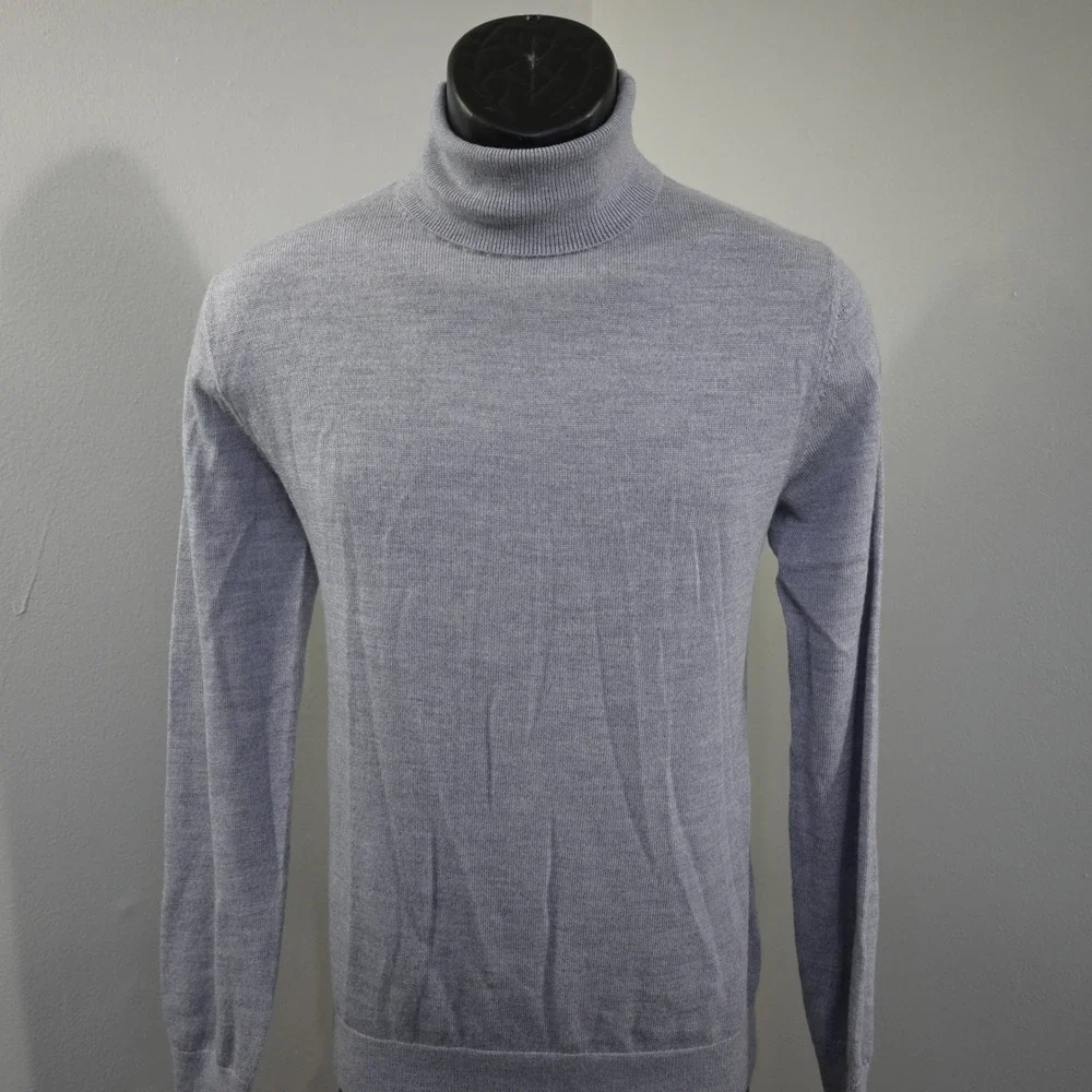 Banana Republic Turtleneck Sweater Mens Small Gray 100% Merino Wool Long Sleeve